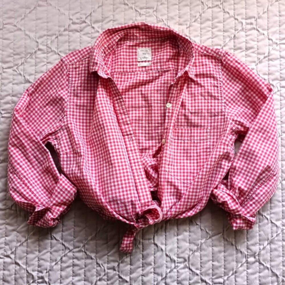 100% Cotton Gap Women's Red Checked Gingham Button-Down Shirt with Embroidery
